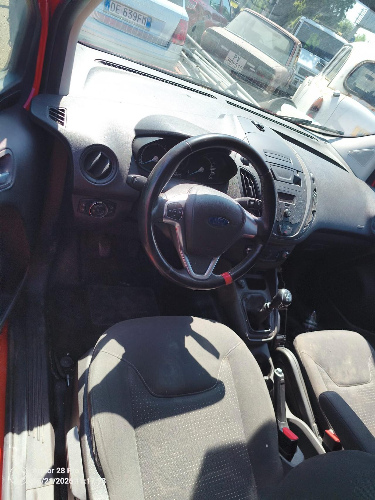 Ford Transit Courier 1.0 EcoBoost benzina