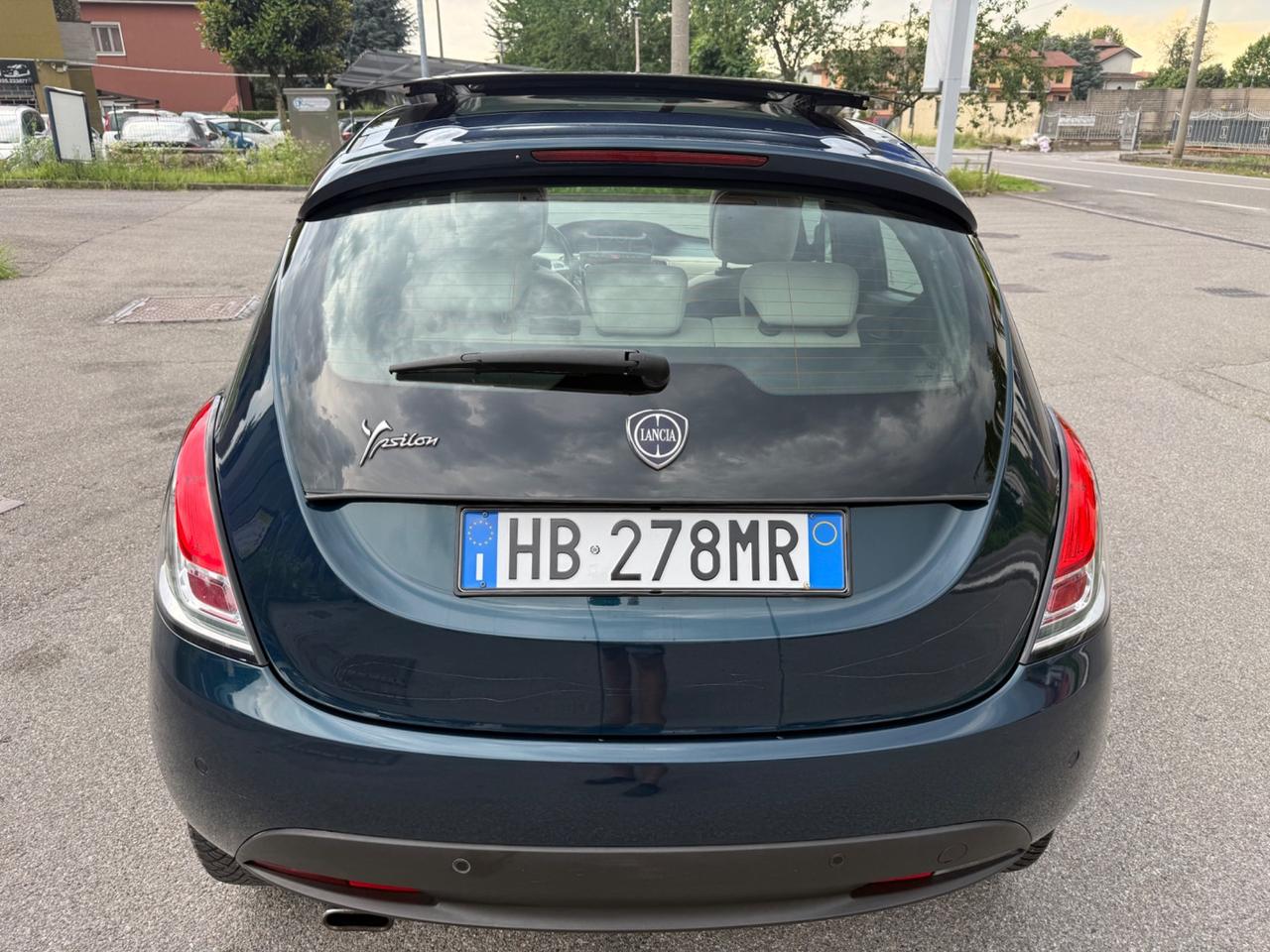 Lancia Ypsilon 1.3 MJT 16V 95 CV 5 porte S&S 30th Anniversary