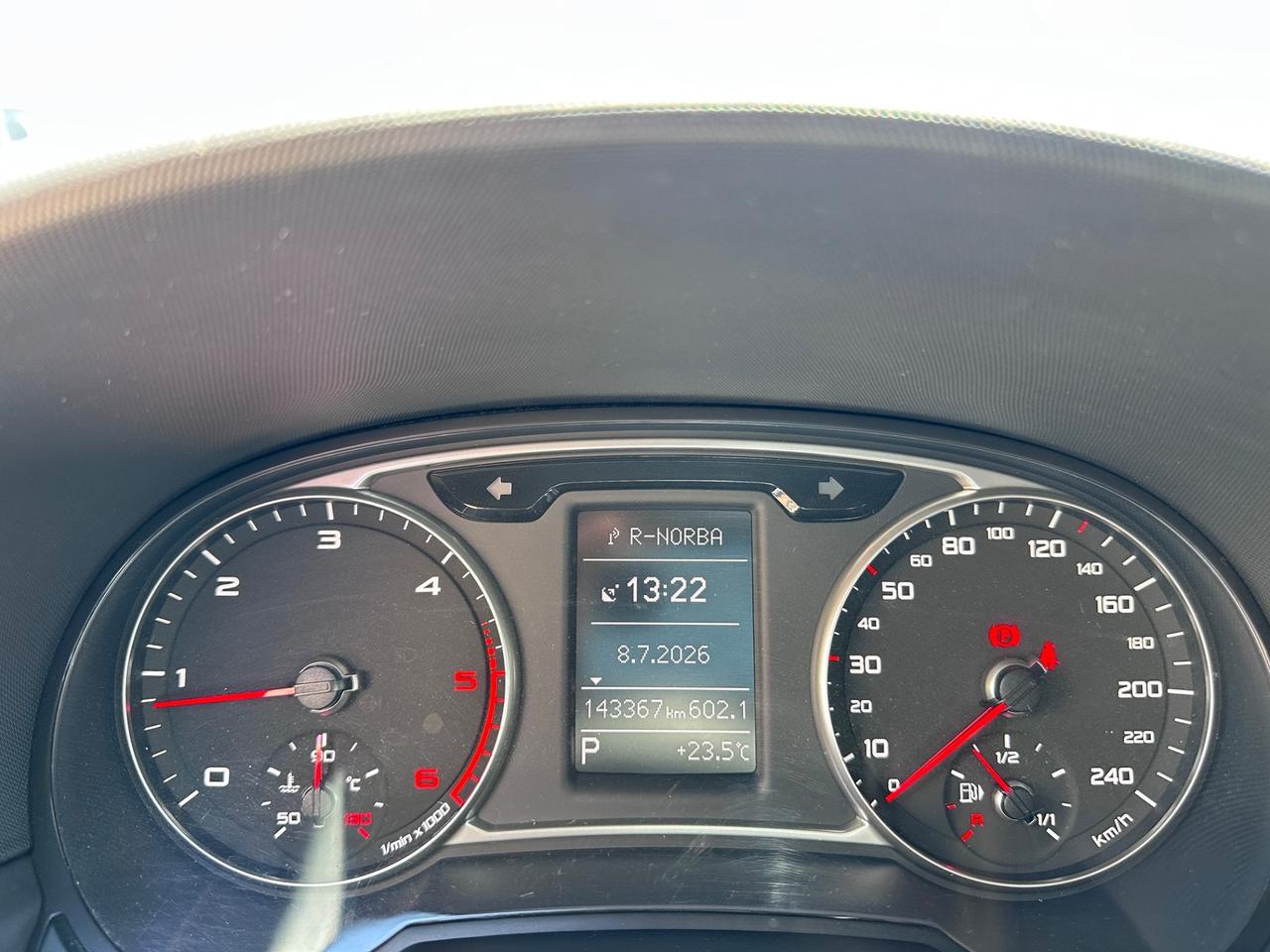 Audi A1 1.6 TDI S tronic line edition-2014/LED/NAVI/16”