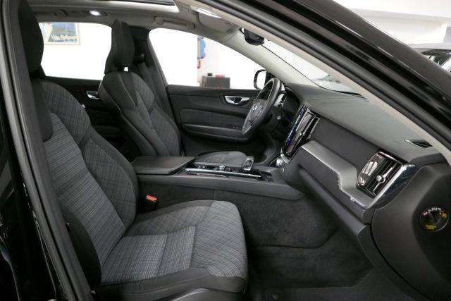 VOLVO XC60 T6 Recharge Plug-in Hybrid AWD automatic Core