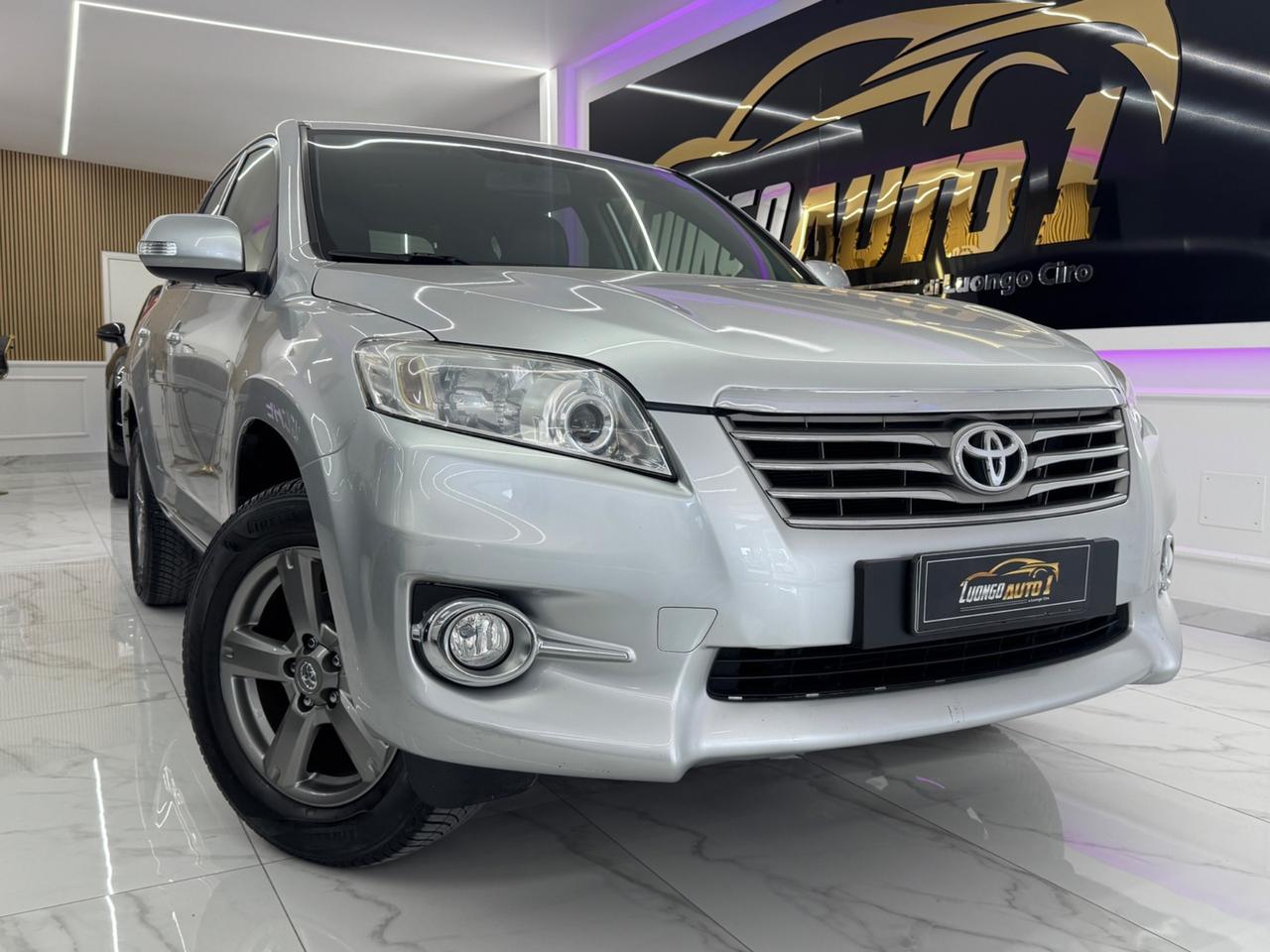 Toyota RAV4 2.2 D-4D 150CV Lounge Iper Full