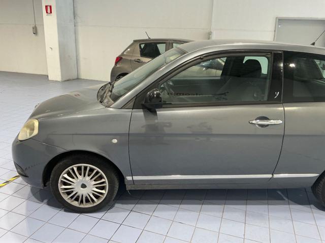 LANCIA Ypsilon 1.2 69 CV Unyca