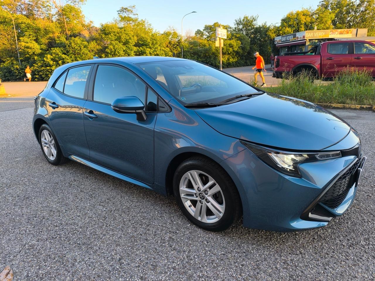 Toyota Corolla 1.8 Hybrid Active