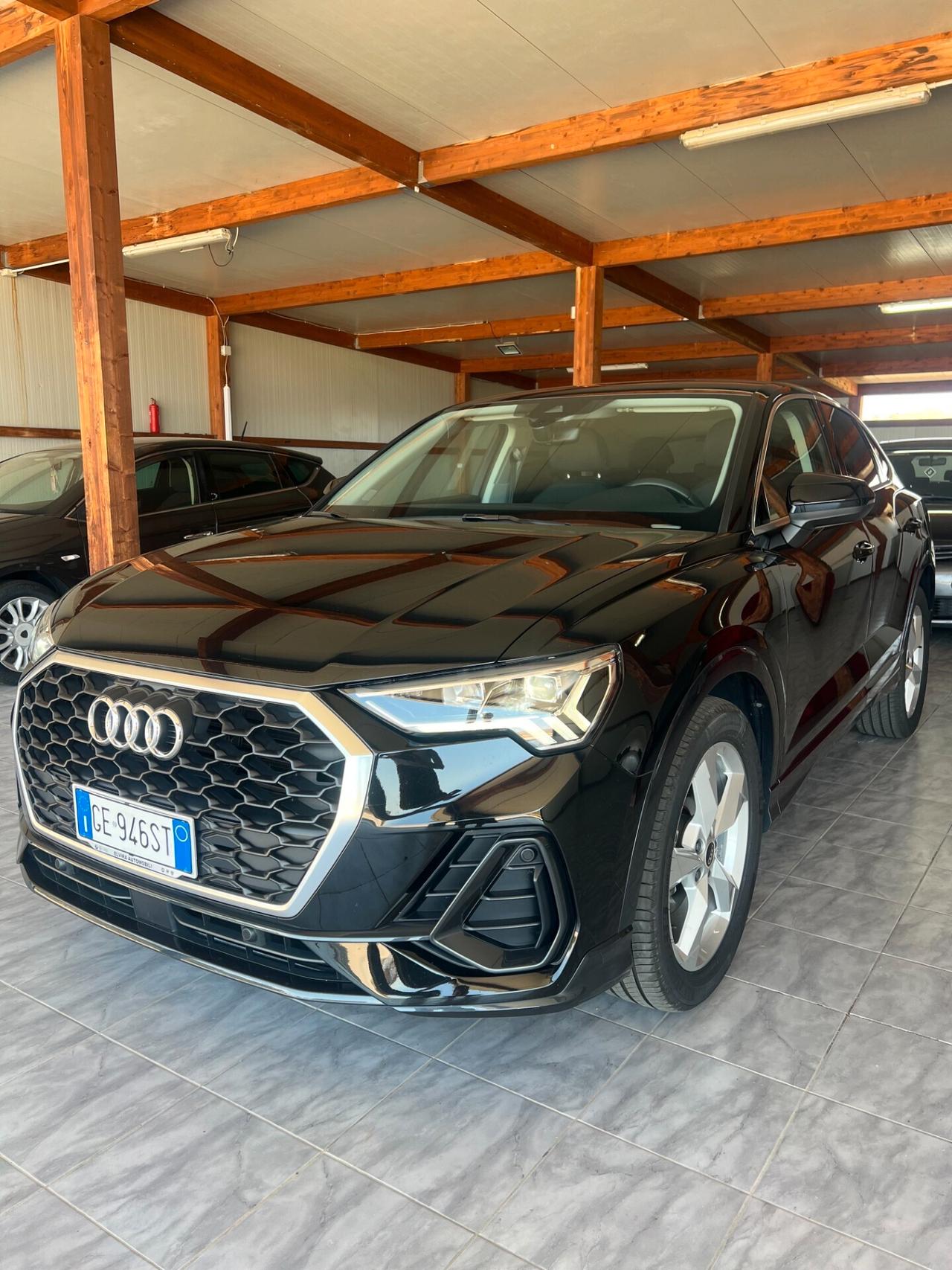 Audi Q3 SPORTBACK 35 TDI S tronic Business Plus 43.000KM
