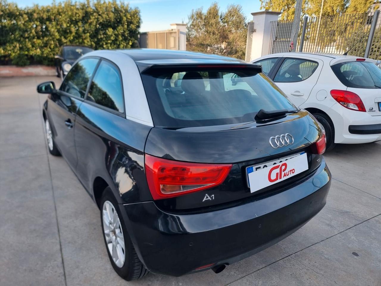 Audi A1 1.6 TDI Attraction OK NEOPATENTATO