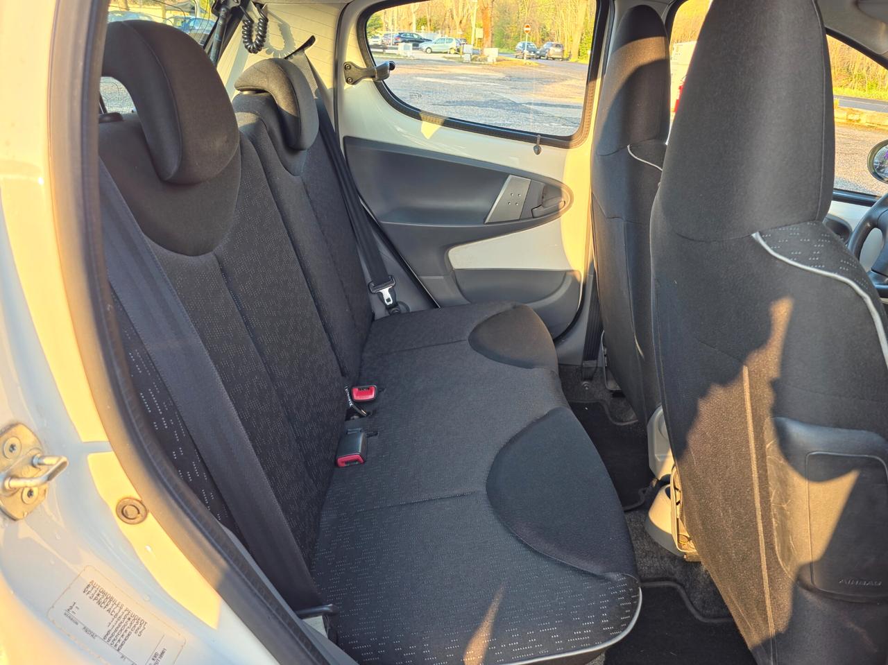 Peugeot 107 1.0 68CV 5p. Sweet Years 2009-E4 Manuale NEO