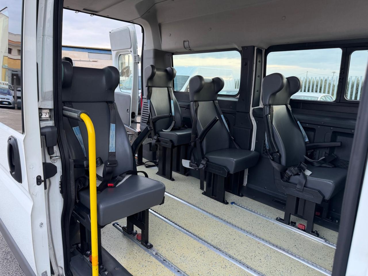 FIAT DUCATO 2.3 JTD 120 DISABILI 7P 2 SEDIE A ROTELLE