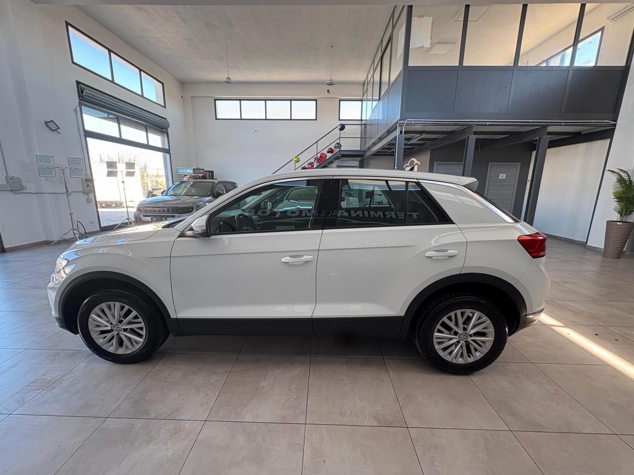 Volkswagen T-Roc 1.6 TDI SCR Business BlueMotion Technology