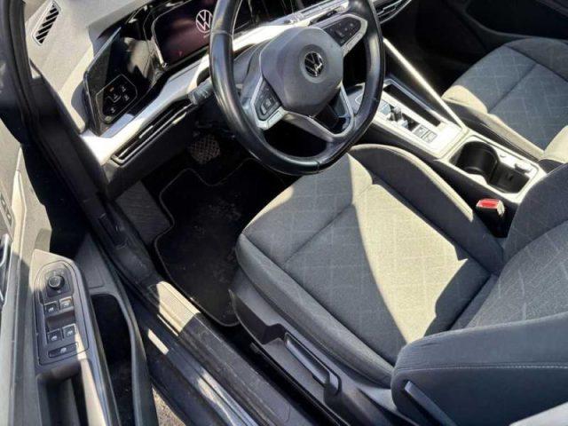 VOLKSWAGEN Golf Variant 2.0 TDI DSG Life Navi, Virtual, ACC, AppConnect