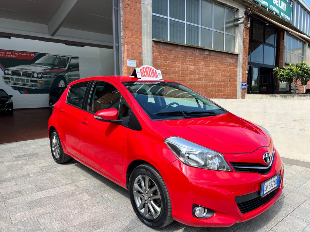 Toyota Yaris 1.0 5 porte Lounge. NEOPATENTATO
