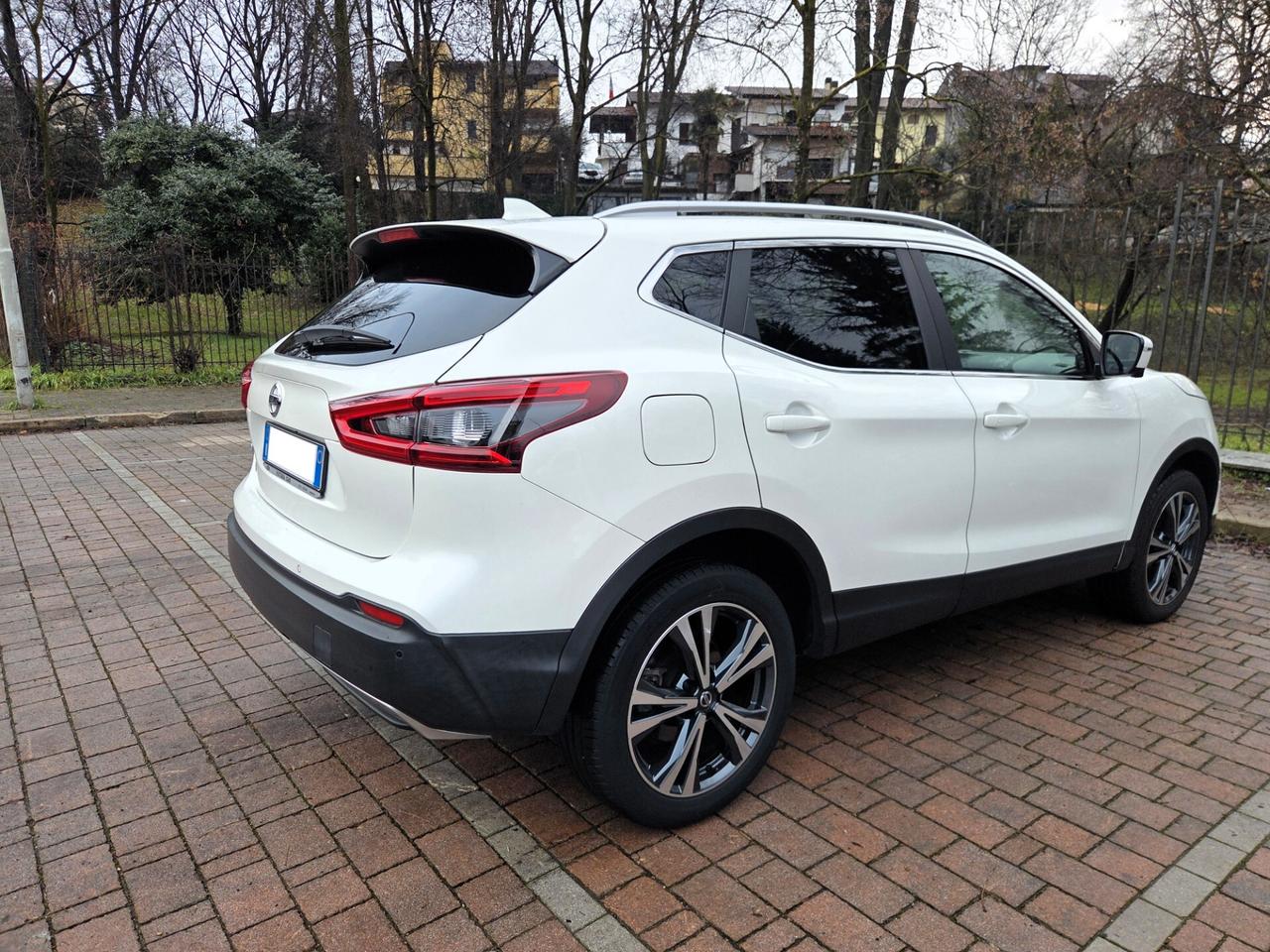 Nissan Qashqai 1.2 DIG-T Visia