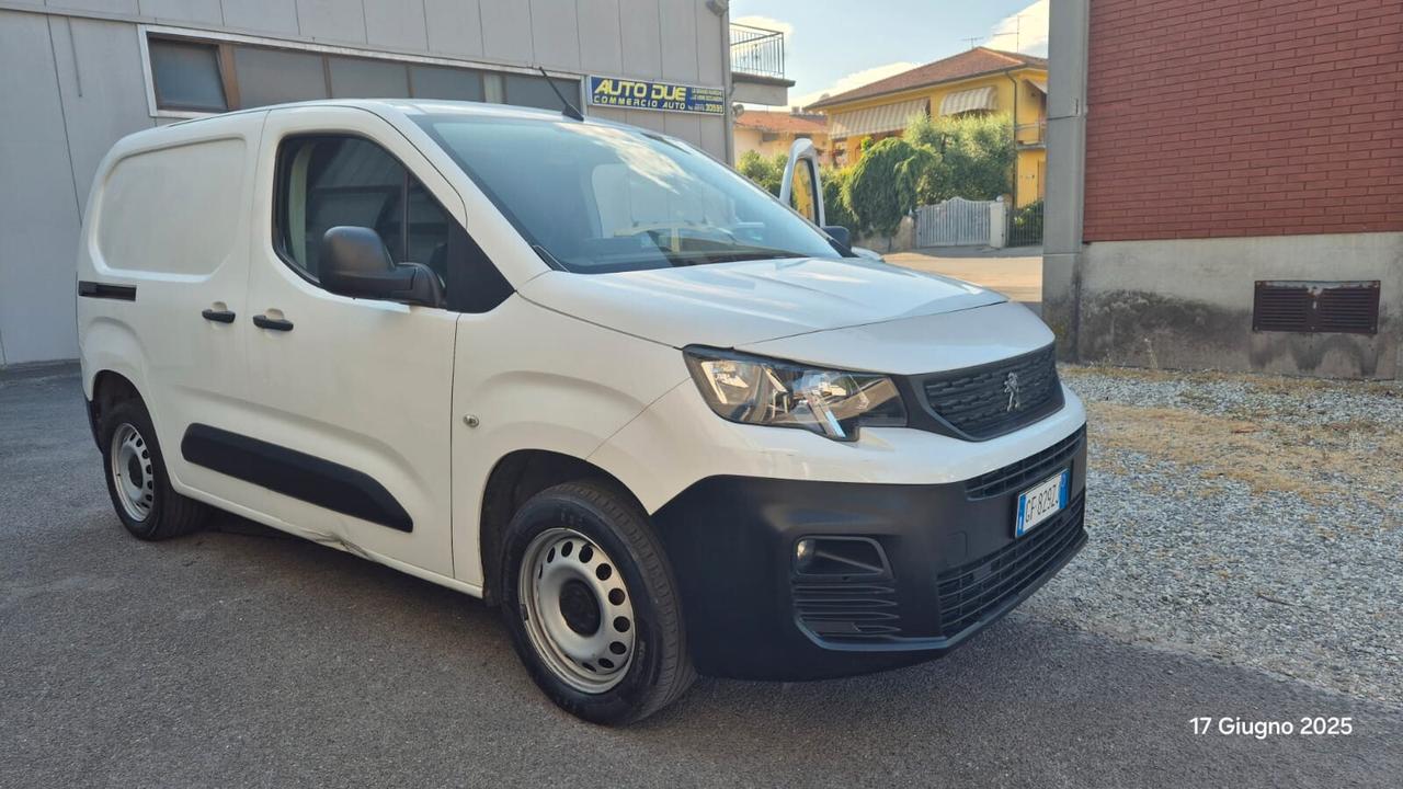 PEUGEOT PARTENER