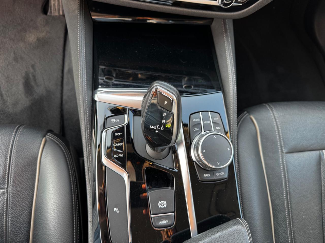 Bmw 520 520d xDrive Touring Luxury