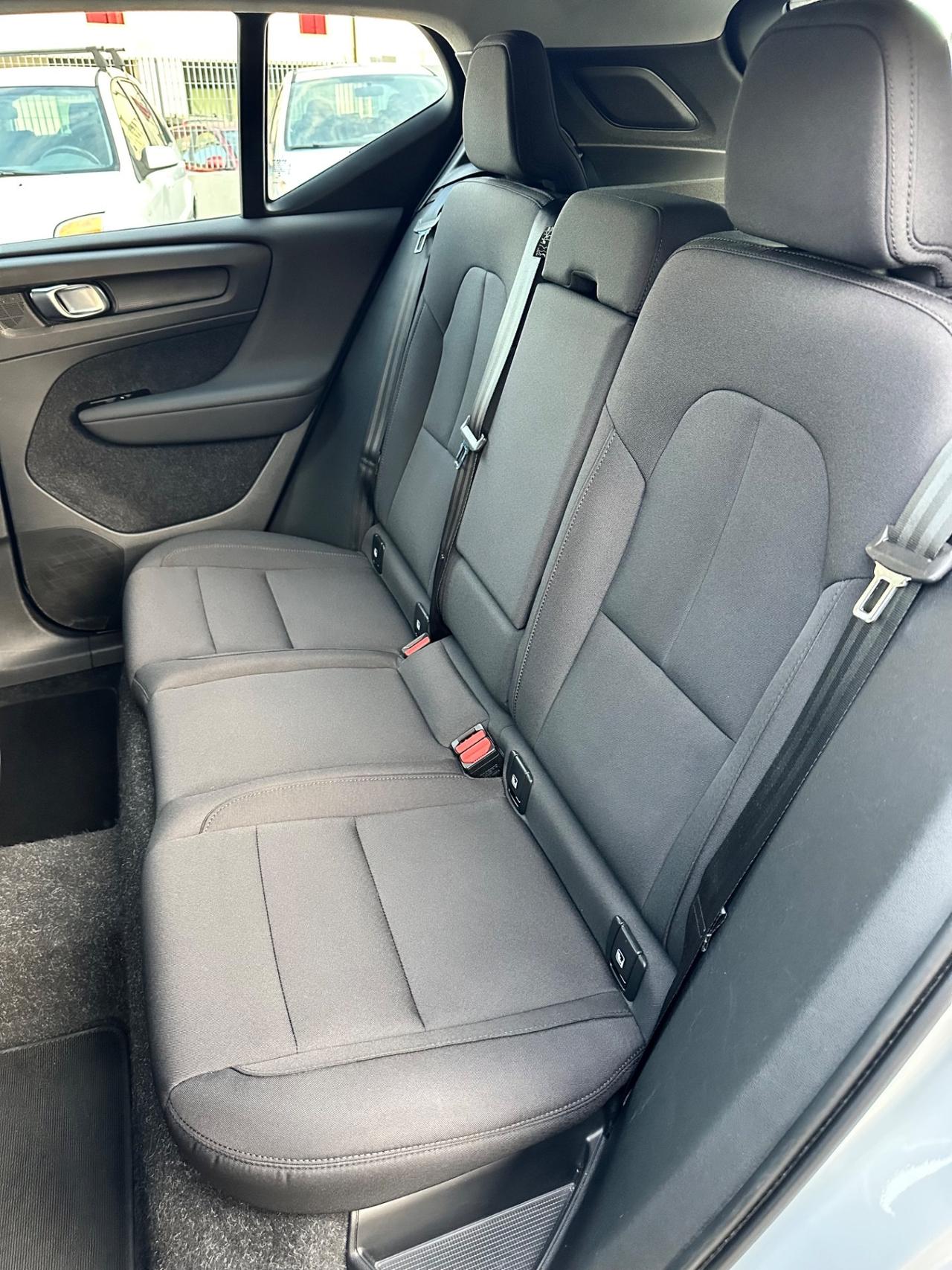 Volvo XC40 T3 Geartronic Momentum Core -km Certificati