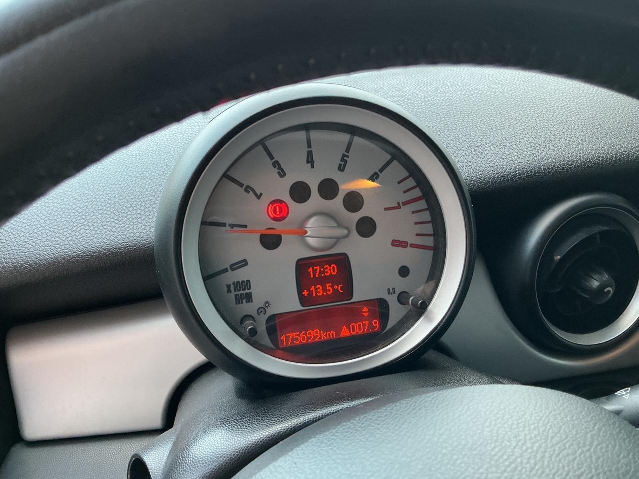 Mini 1.6 16V Cooper Chili