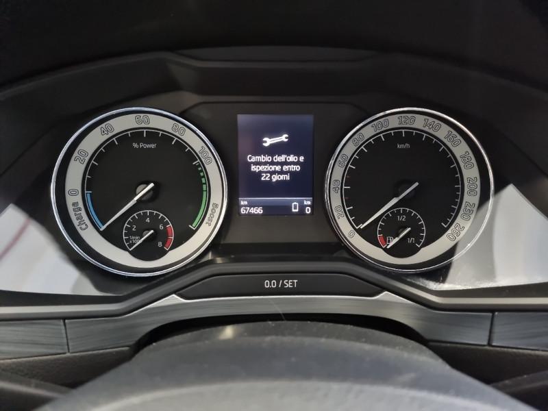 SKODA SUPERB WAGON 1.4 TSI PLUG-IN HYBRYD EXECUTIVE DSG