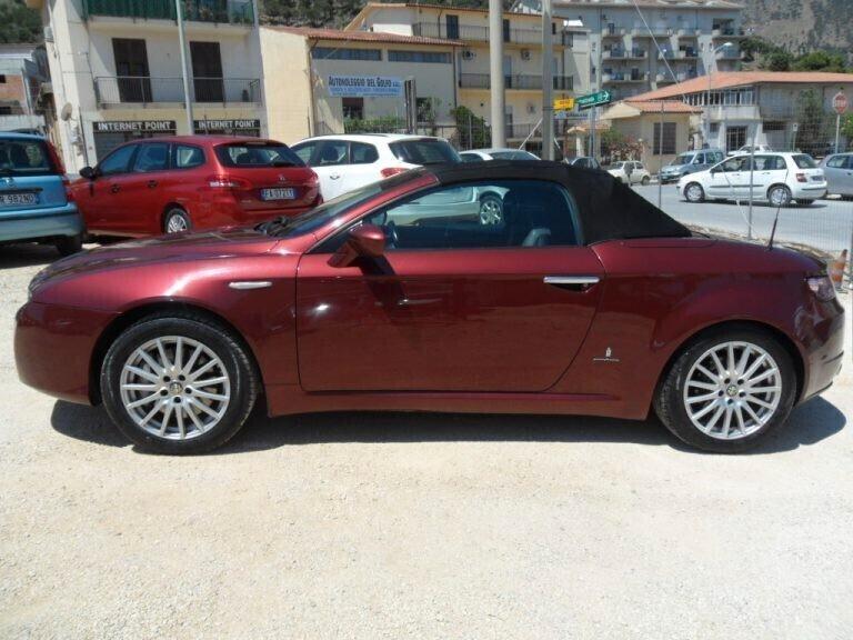 ALFA ROMEO SPIDER 2.4 JTDM 210 CV 2007 EXCLUSIVE CABRIO € 11.900,00
