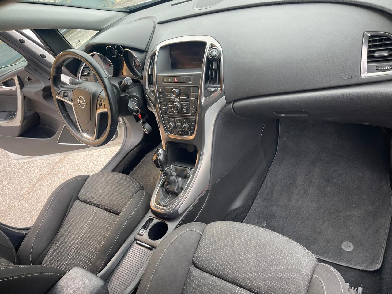Opel Astra 1.4 Turbo 140CV 5 porte Cosmo