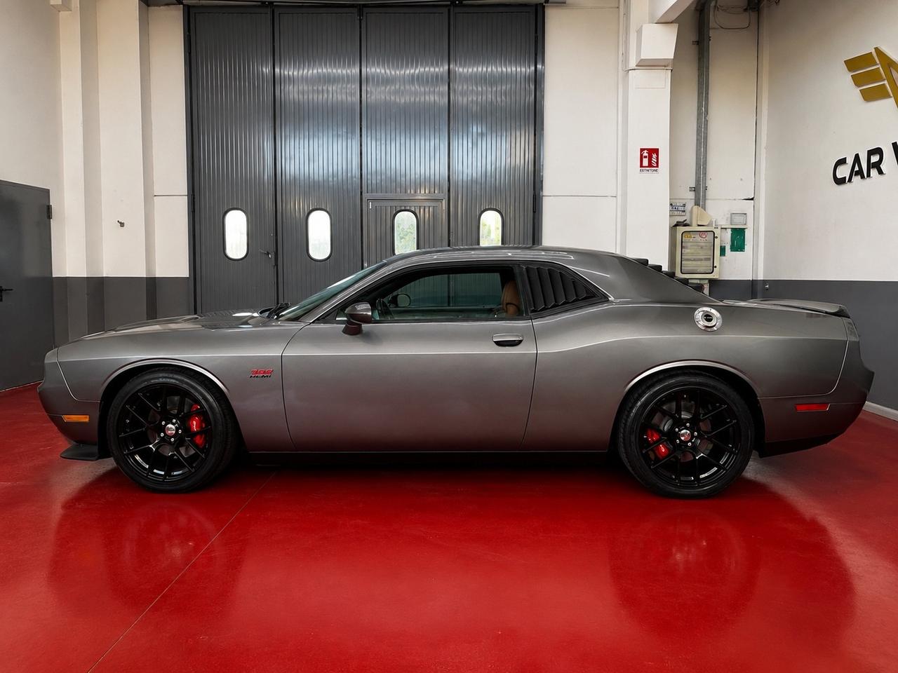 Dodge Challenger 6.4 v8 477cv