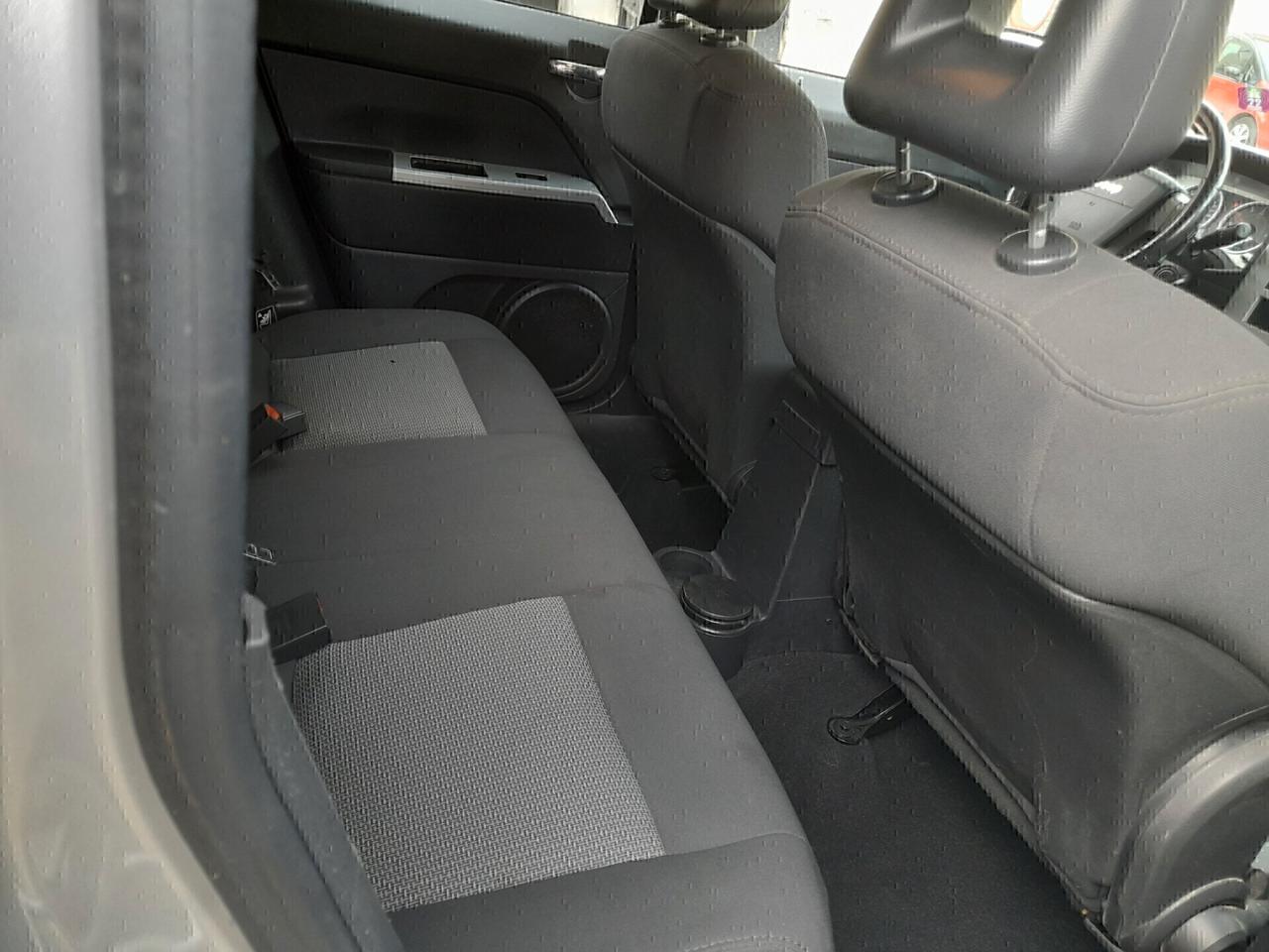JEEP PATRIOT CON GANCIO TRAINO