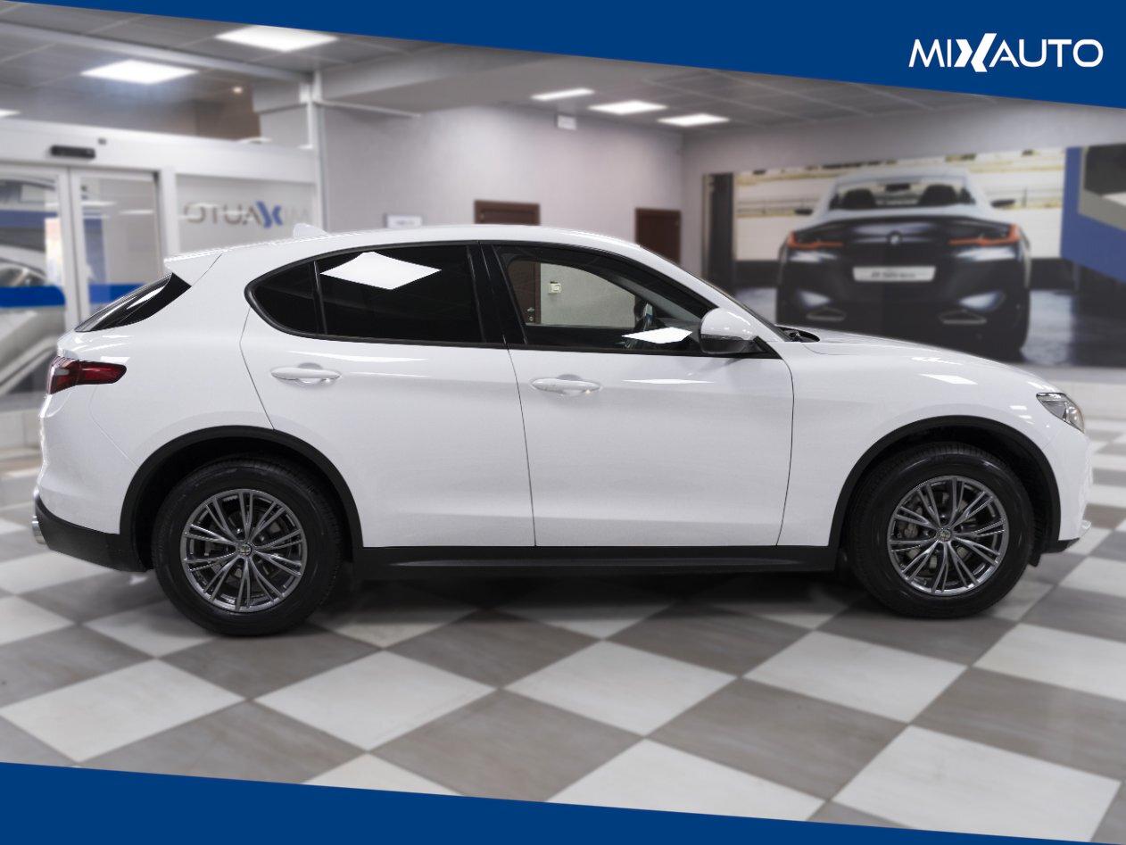 Alfa Romeo Stelvio 2.2T Business Q4 190CV Auto