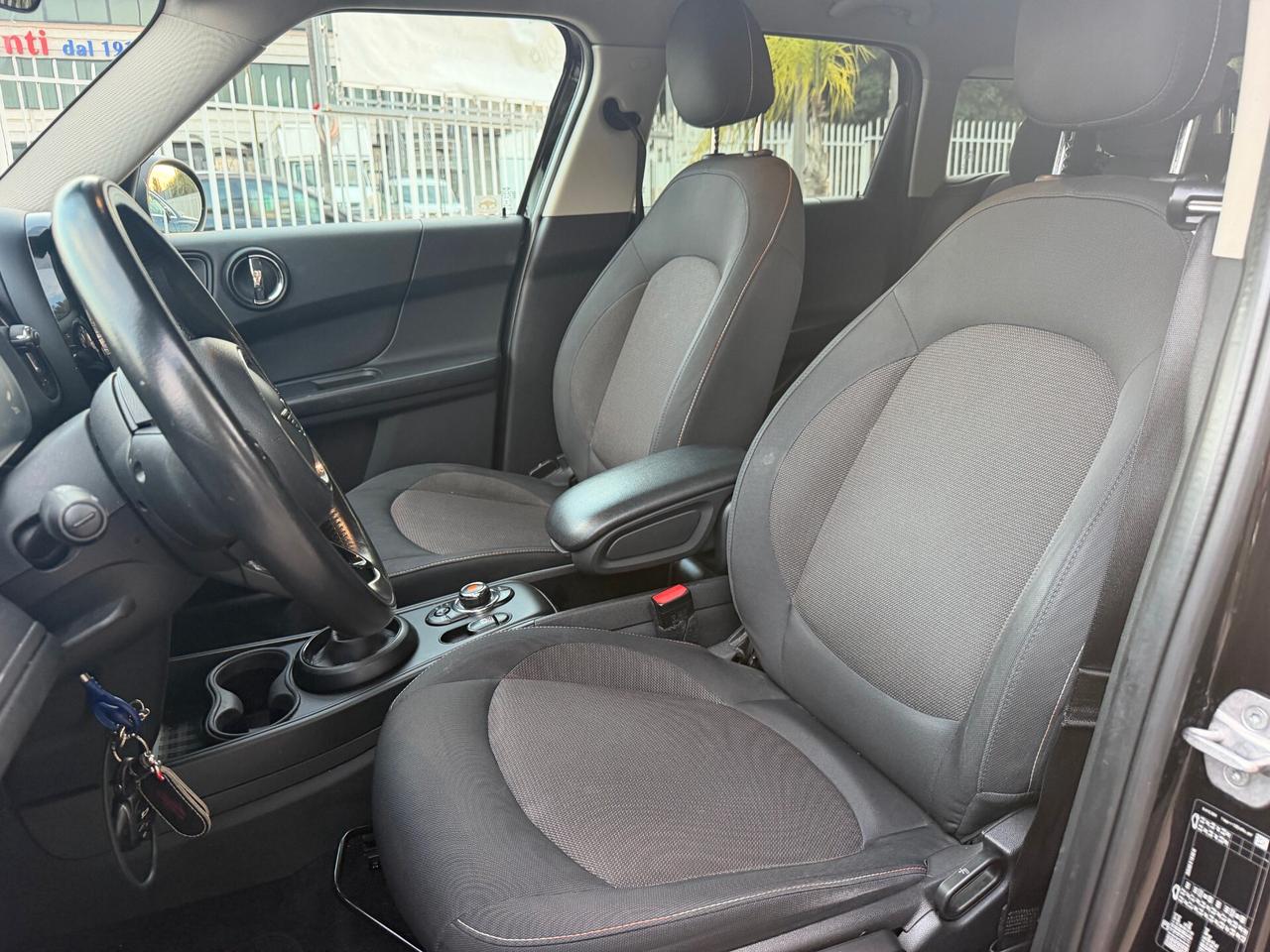 Mini One D Countryman 1.5 116CV Automatica LED NAV