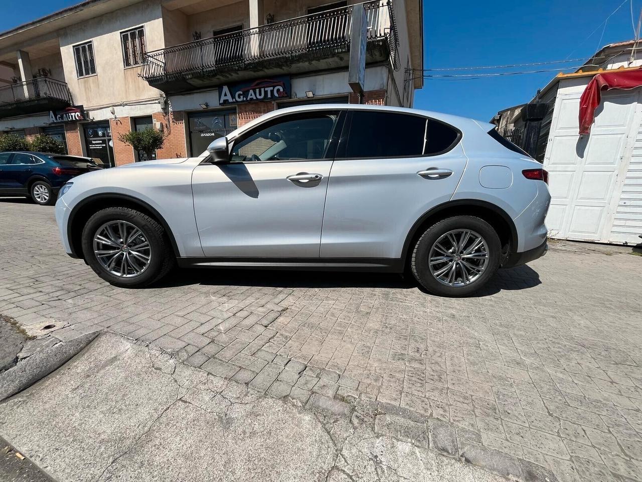 Alfa Romeo Stelvio 2.2 Turbodiesel 160 CV AT8 RWD Business