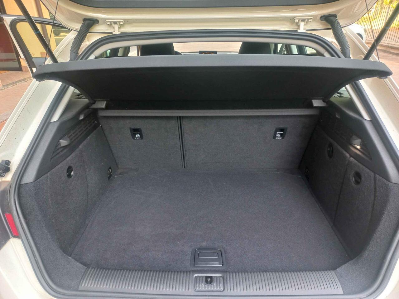 Audi A3 SPB 1.6 TDI Business S-LINE