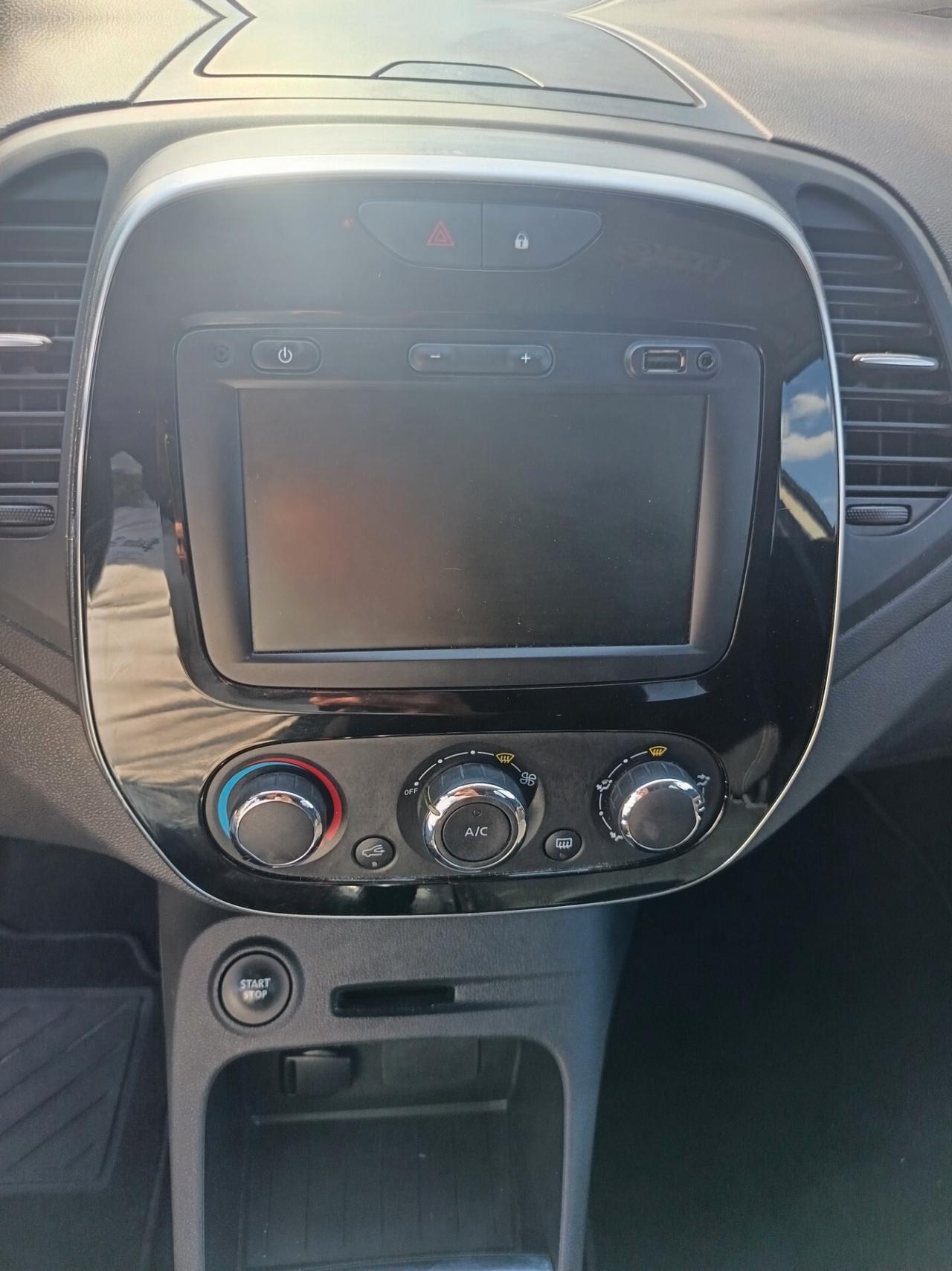 Renault Captur TCe 12V 90 CV Business