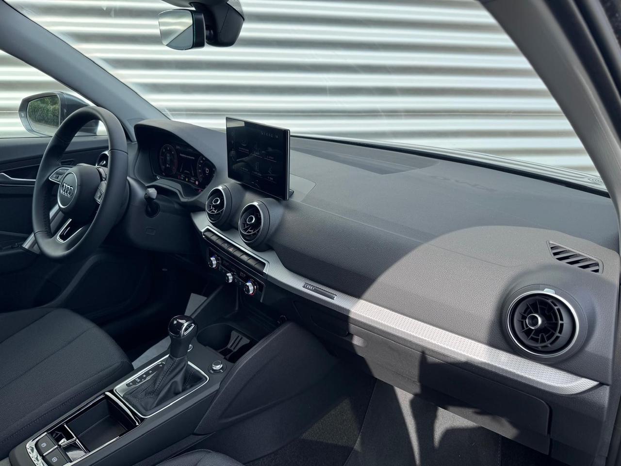 AUDI Q2 35 TDI S-TRONIC S-LINE