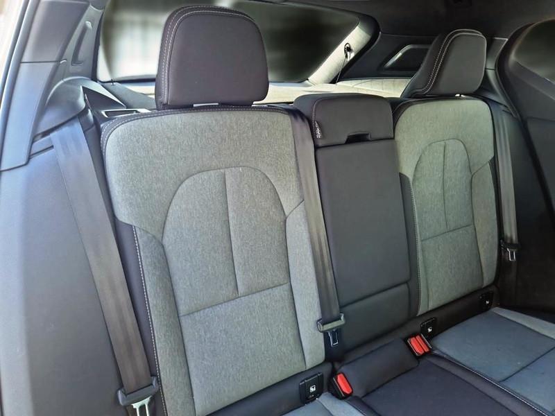 VOLVO XC40 T5 Recharge Plug-in auto Core