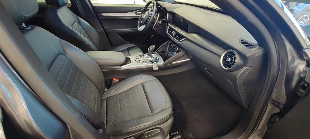 Alfa Romeo Stelvio 2.2 Turbodiesel 190 CV AT8 Q4 Sprint