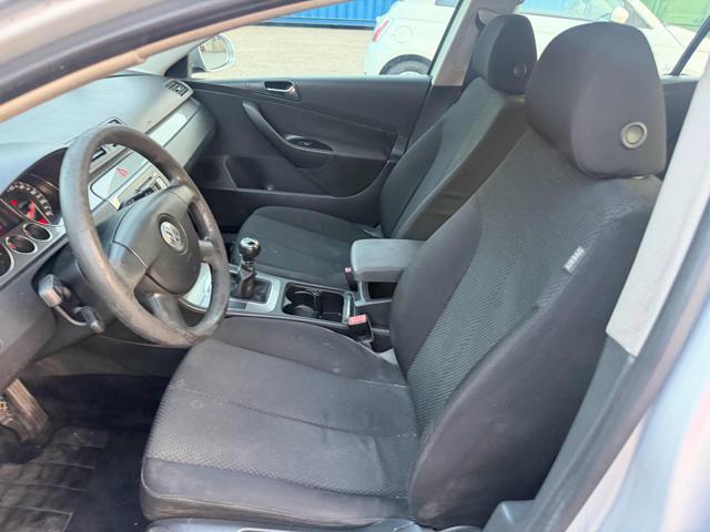 VOLKSWAGEN Passat 1.9 TDI/105CV DPF BlueMotion senza lavoro da fare