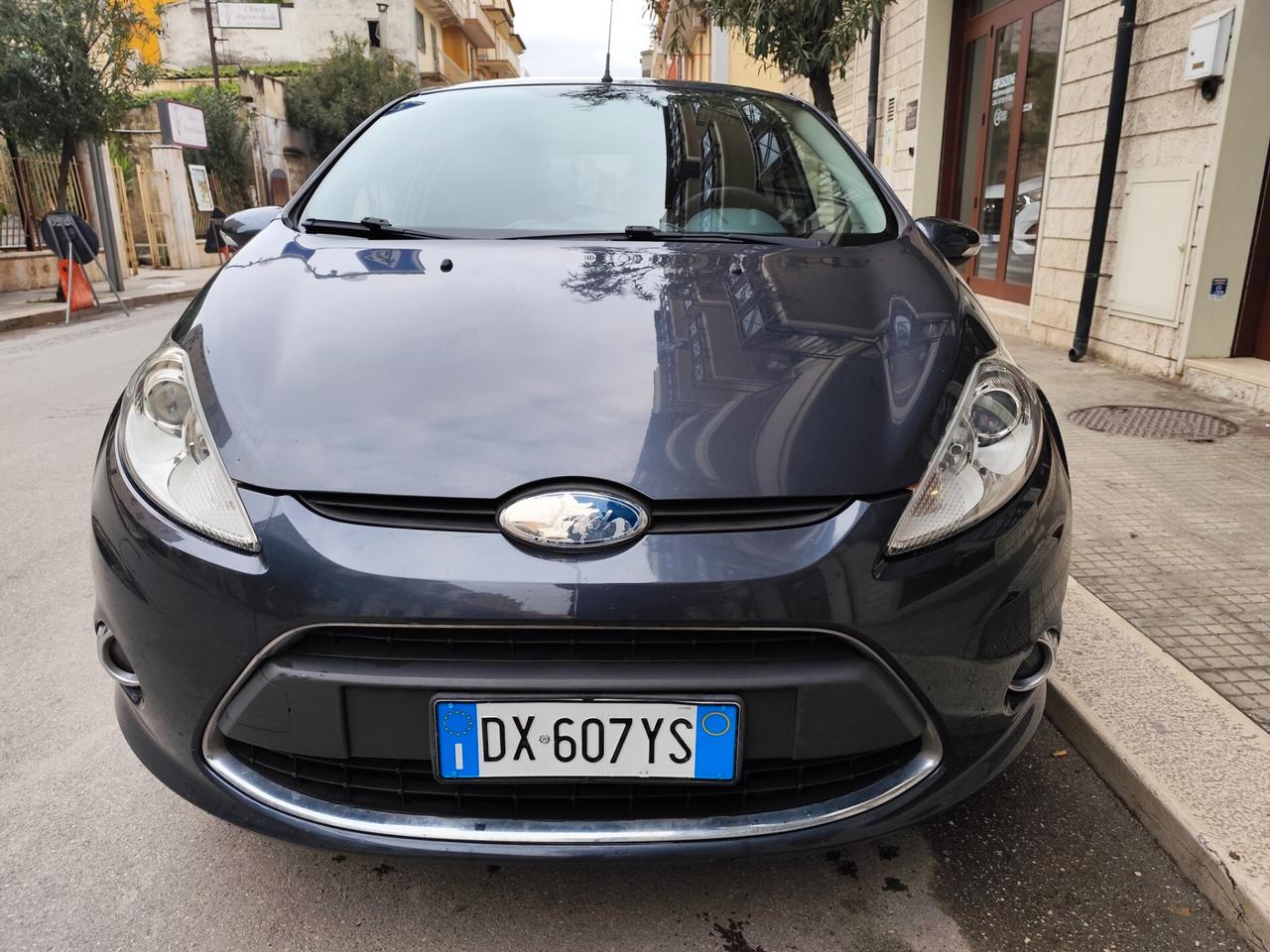 Ford Fiesta 1.4 5 porte Bz.- GPL Titanium