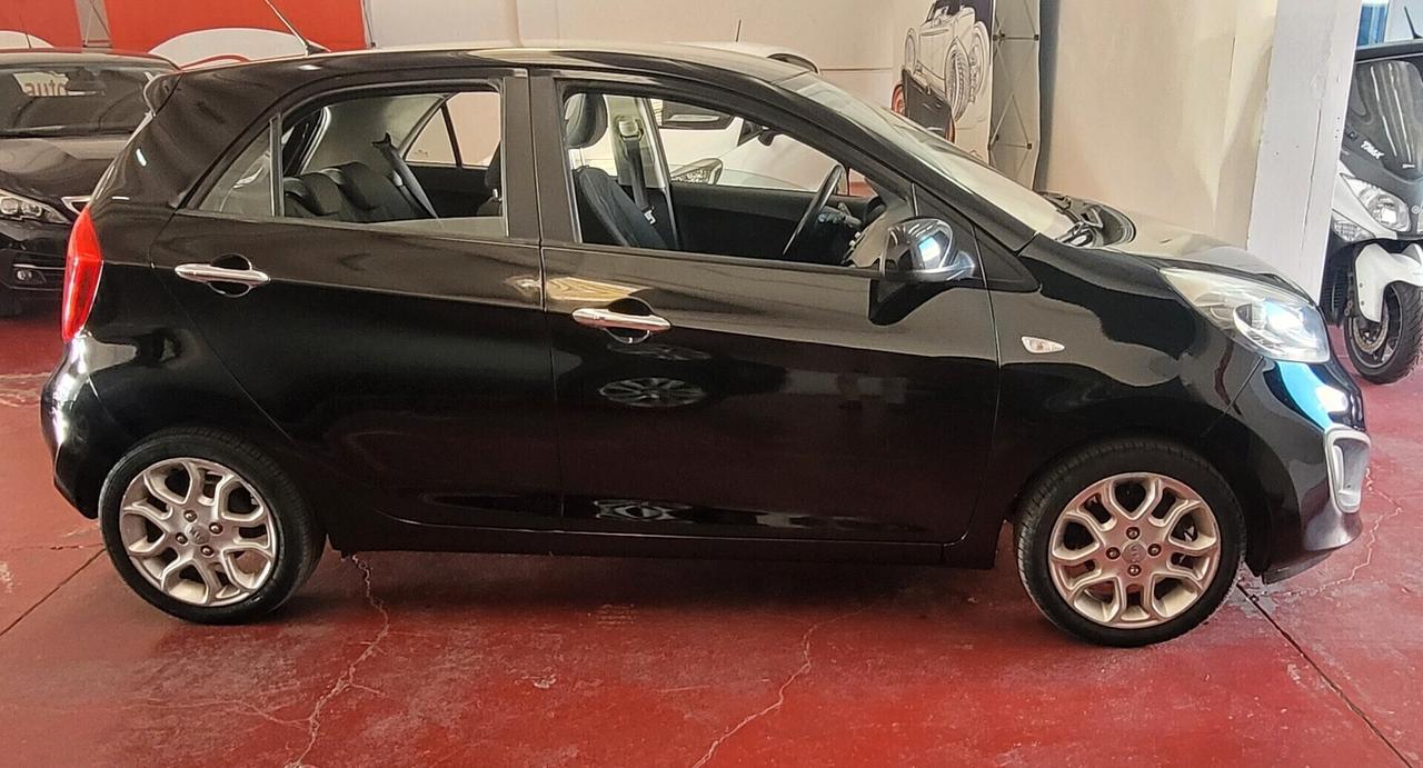 Kia Picanto 1.0 12V 5 porte