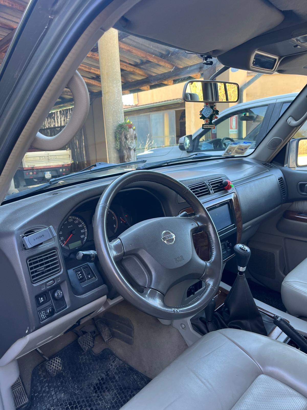 Nissan Patrol GR 3.0 TD Di 5 porte Elegance Wagon