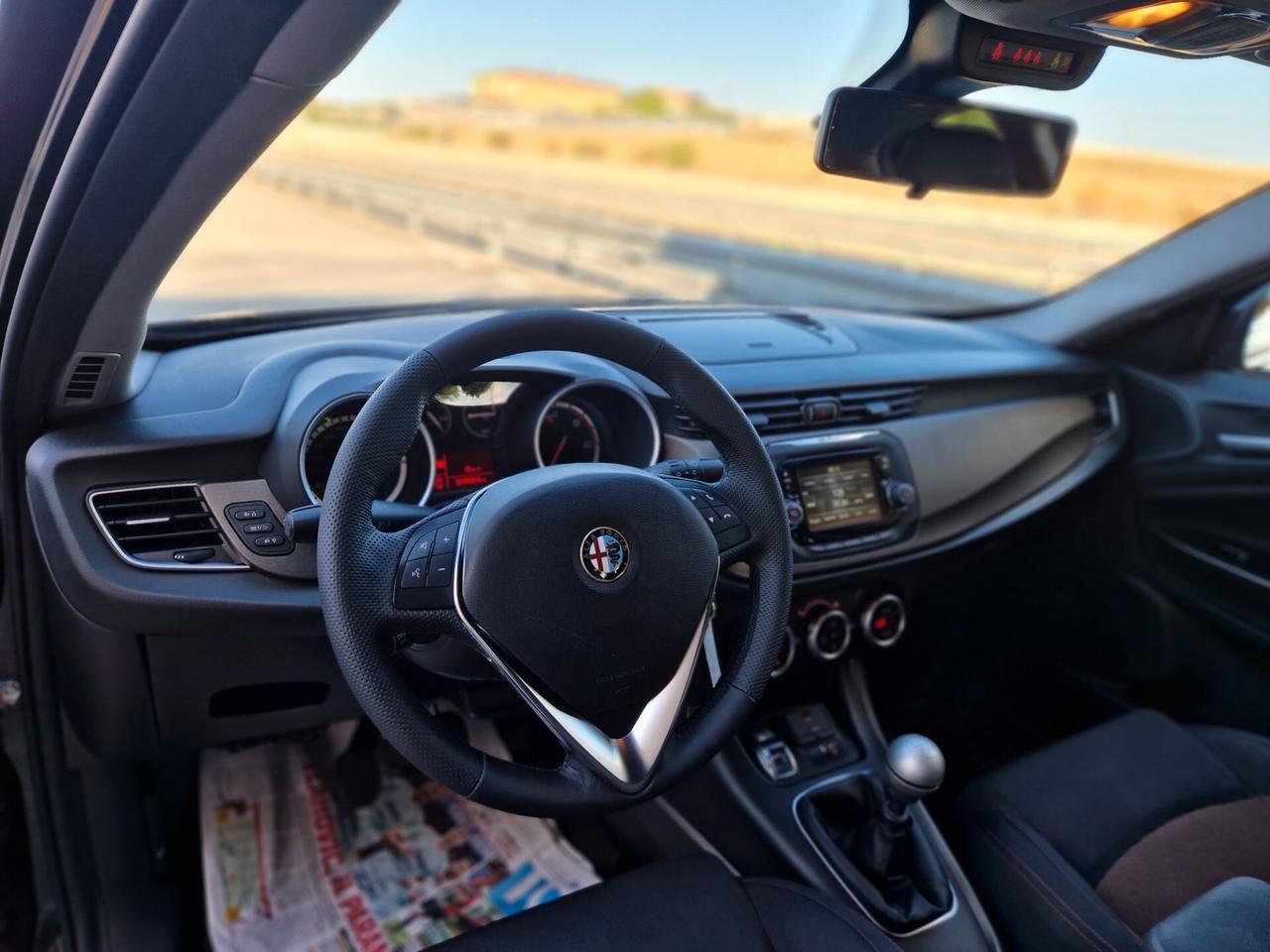 Alfa Romeo Giulietta 1.6 JTDm-2 105 CV Exclusive