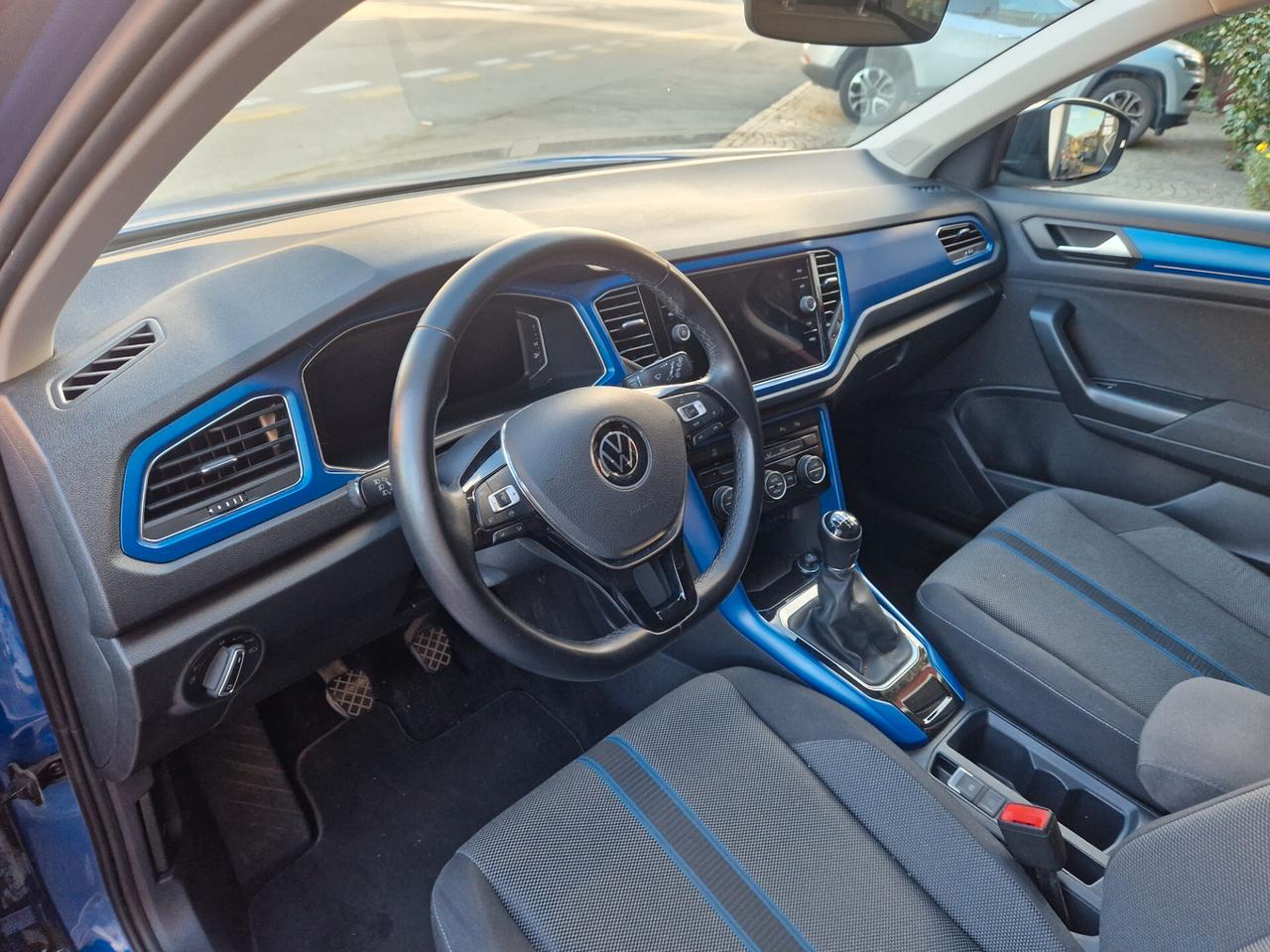 Volkswagen T-Roc 1.0tsi 110cv Style LED-VIRTUAL-R.CAMERA / PROMO