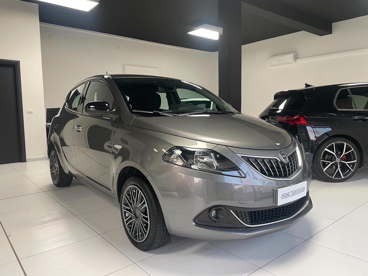 Lancia Ypsilon 1.0 FireFly 5 porte S&S Hybrid Gold