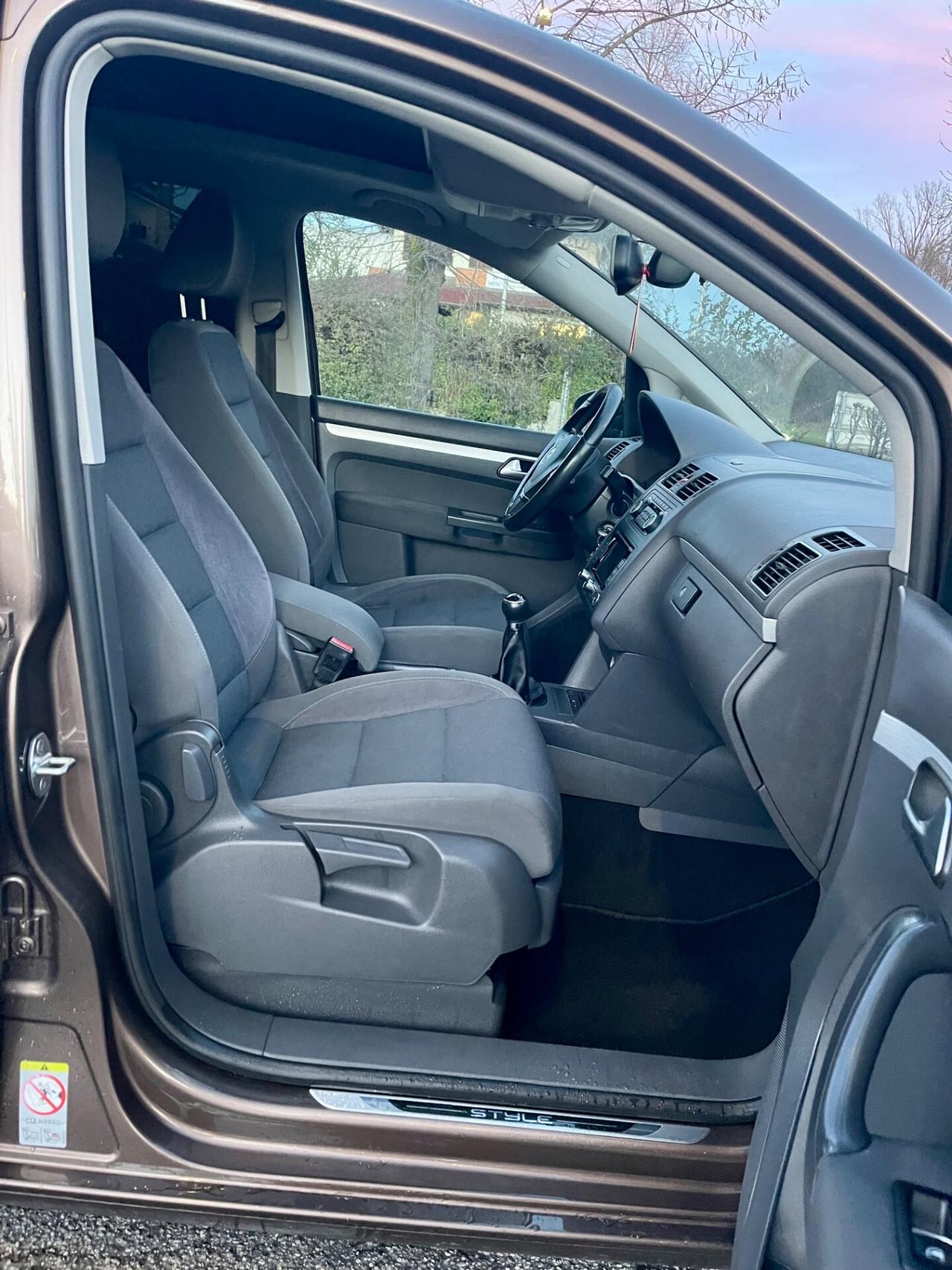 Volkswagen Touran 1.6 TDI Comfortline