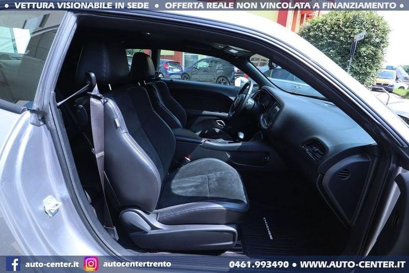 Dodge Challenger 3.6 V6 AT8 SXT *EUROPEA