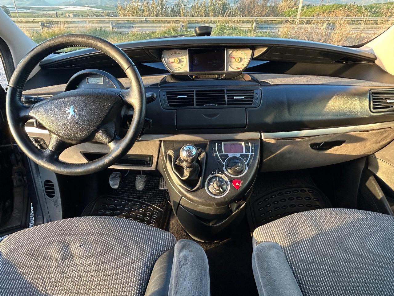 Peugeot 807 2.0 HDi 163CV SV