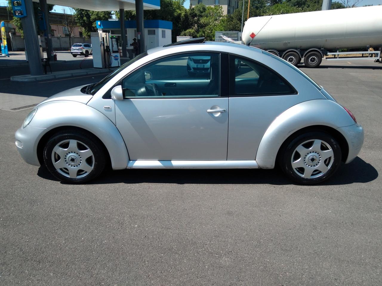 Volkswagen New Beetle 1.9 TDI 90cv xneopatentati