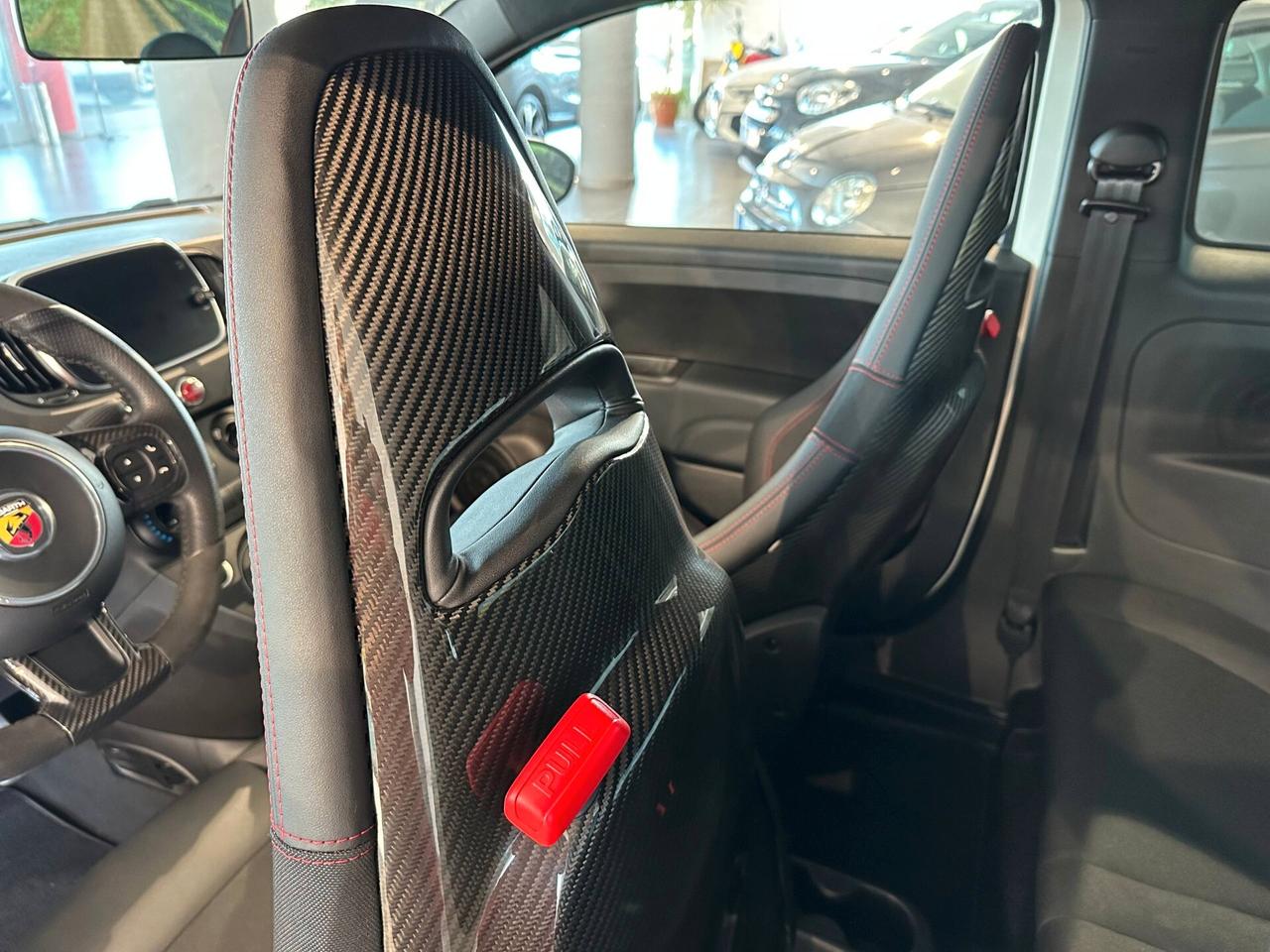 Abarth 595 1.4 Turbo T-Jet 180 CV Esseesse