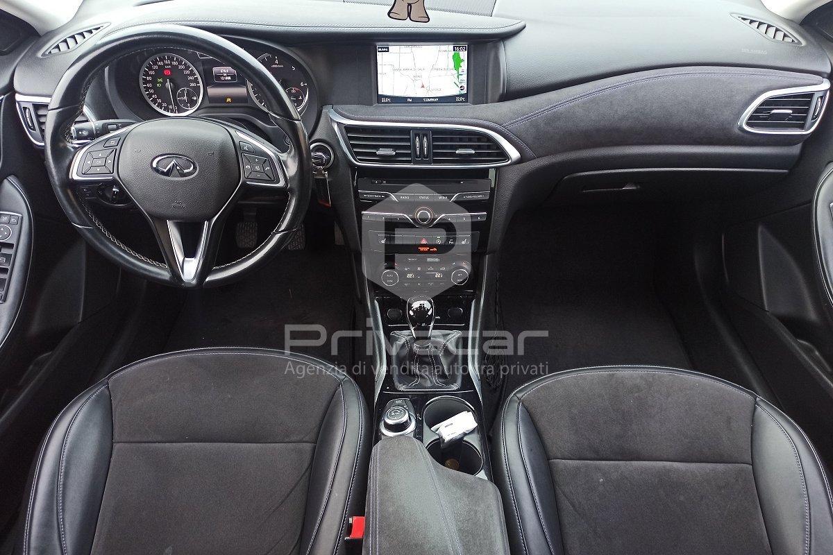 INFINITI Q30 1.5 diesel Premium Tech