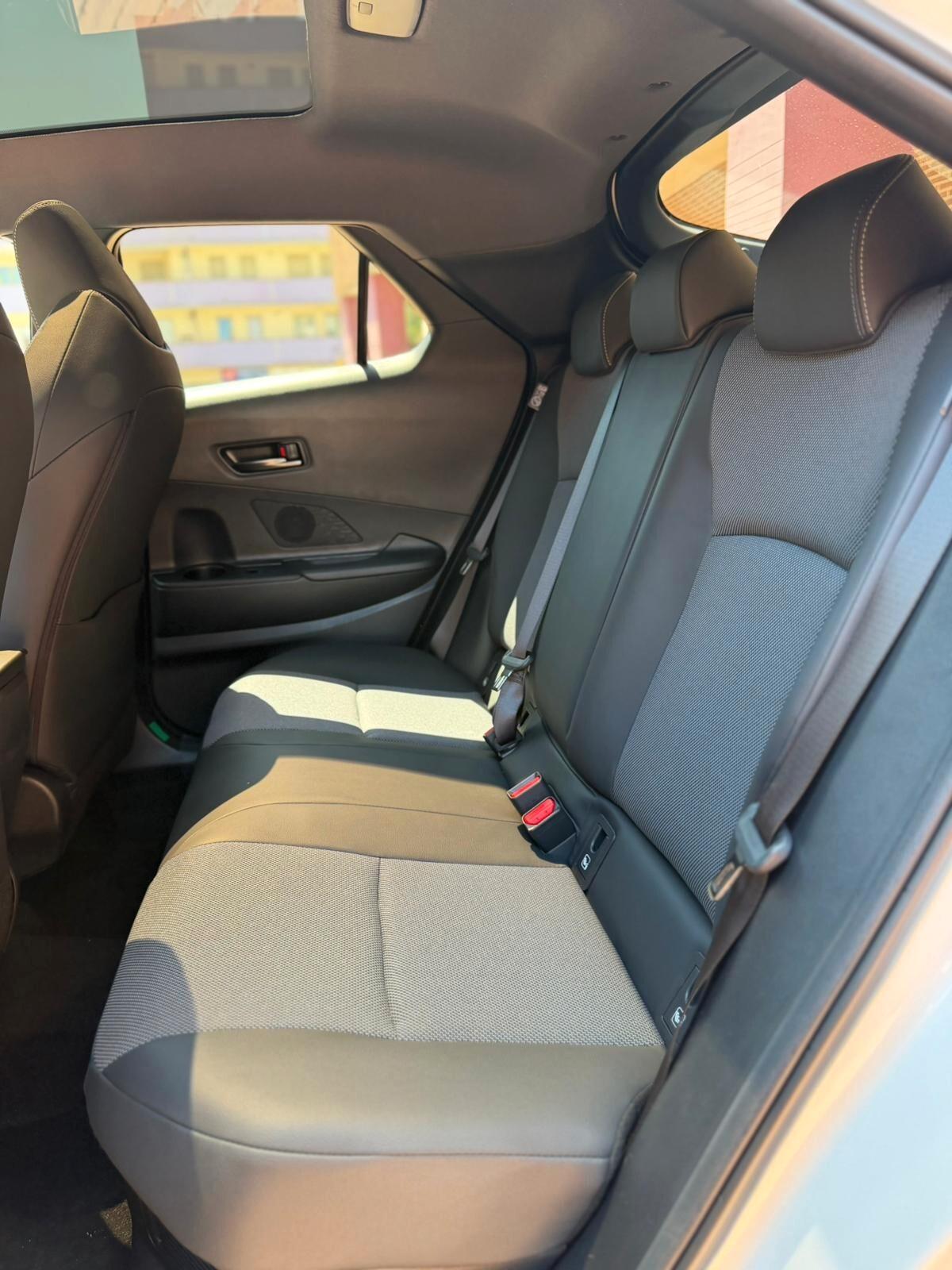 Toyota C-HR 1.8 HV Lounge 145 KW 197 CV TETTO PANORAMICO FULL OPTIONAL
