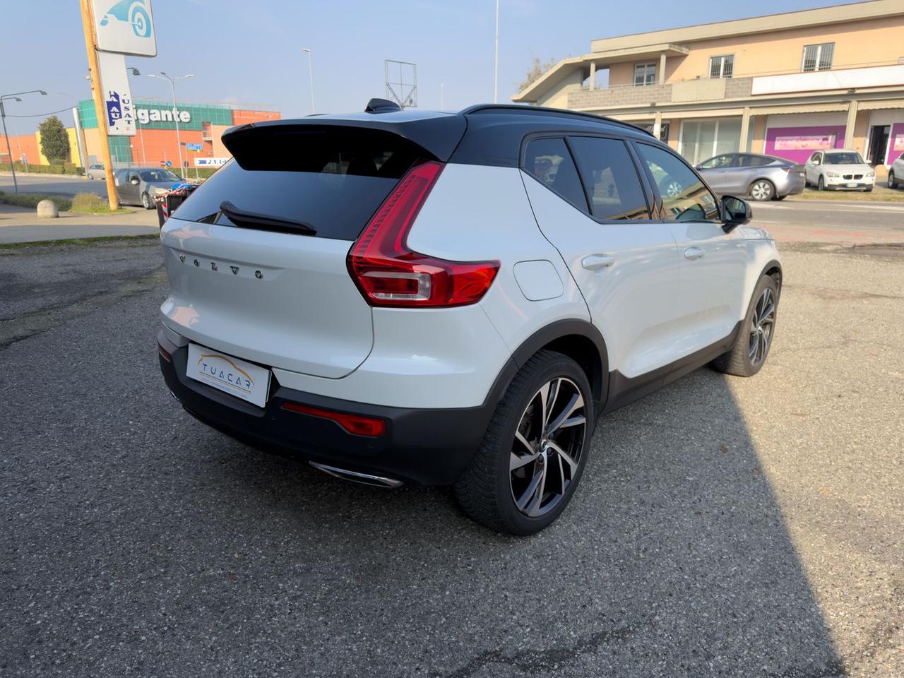 Volvo XC40 R Design D3 #7691