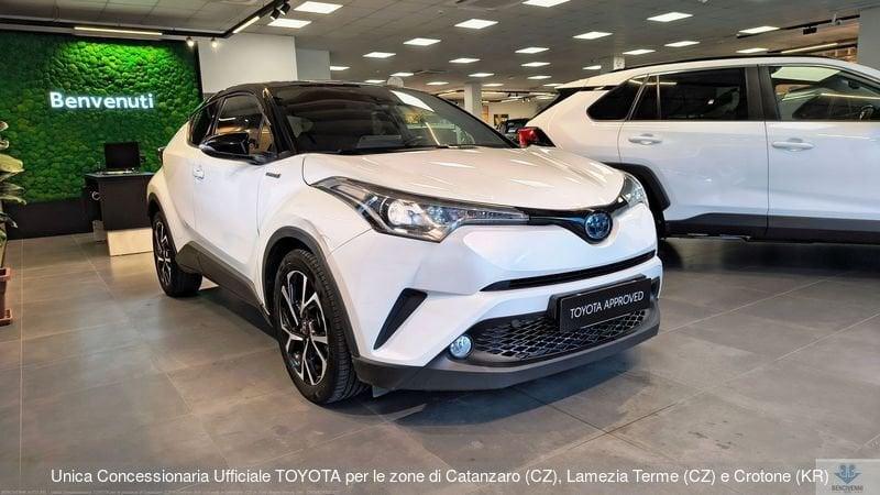 Toyota C-HR 1.8 Hybrid E-CVT Dynamic