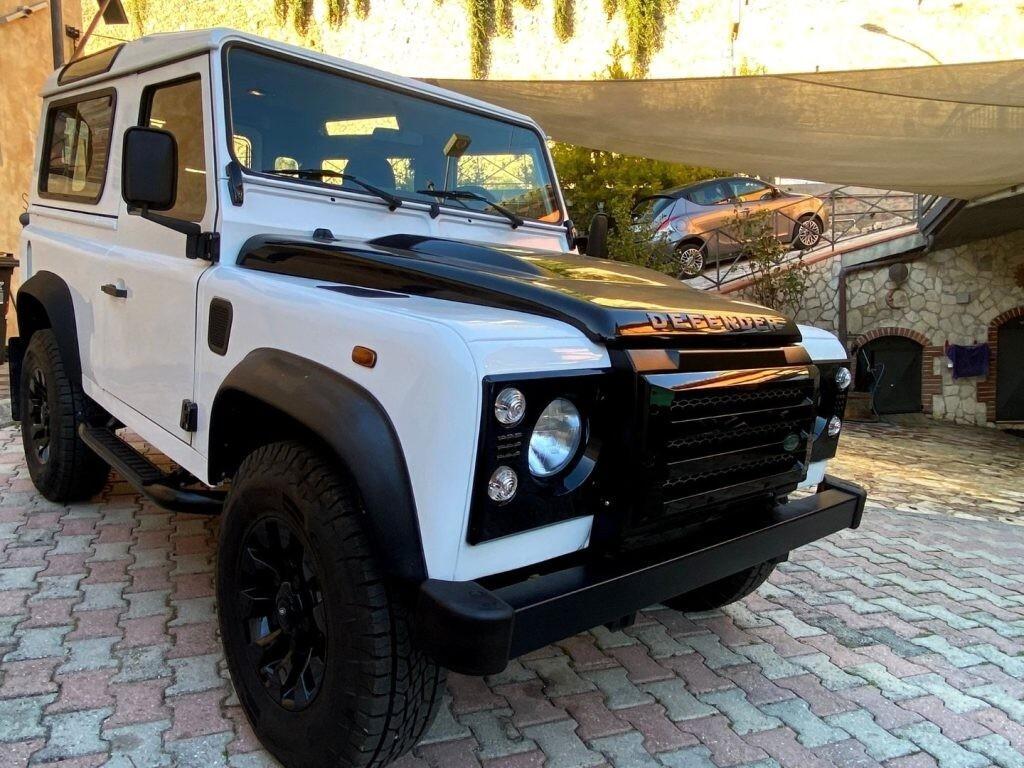 LAND ROVER Defender 90 2.2 TD4 Station Wagon n1