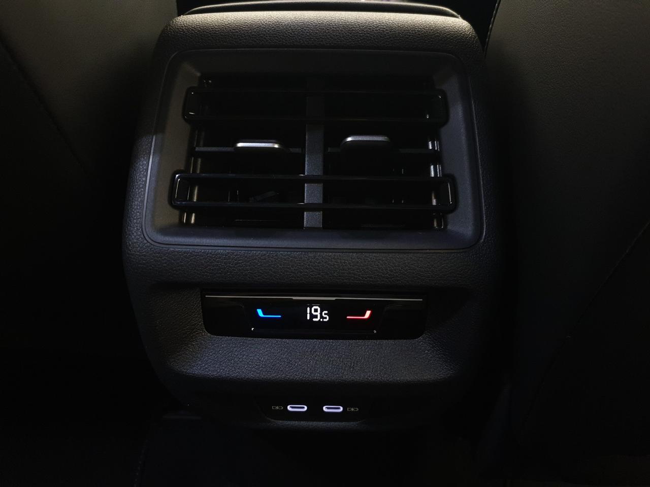 Volkswagen Tiguan 1.5 tsi ehybrid r-line plus 204cv dsg